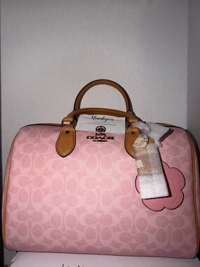 NWT 2026 Coach Powder Pink Large Rowan SAMEDAY SHIP CEA19